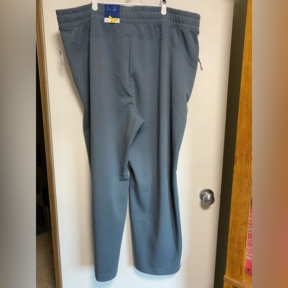 OLD Navy Dynamic Fleece High-Waisted, Wide-leg Pants, Pintucked, size 3X - Picture 3 of 14